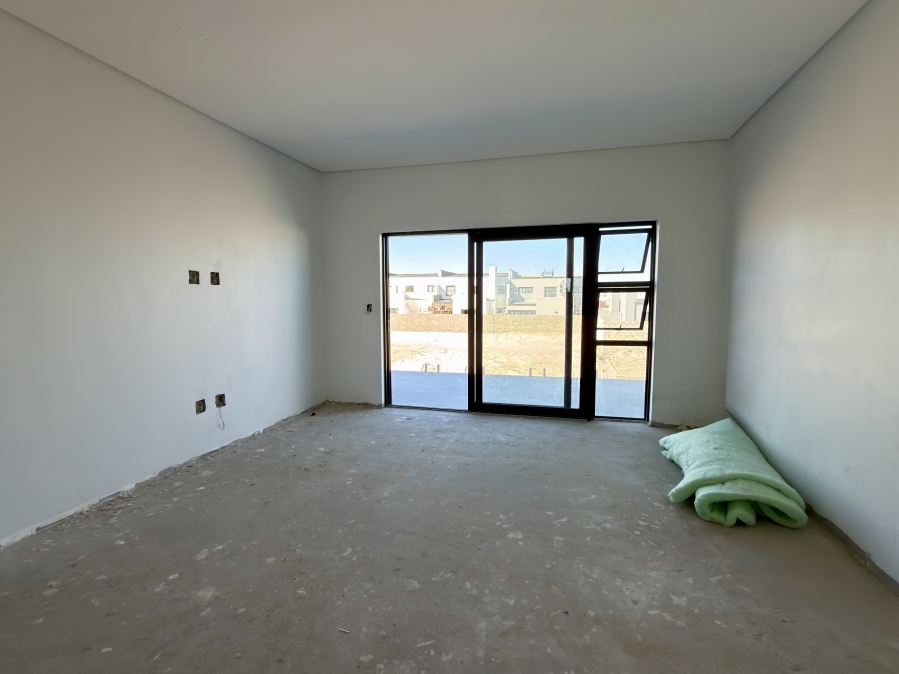 4 Bedroom Property for Sale in Sandown Western Cape
